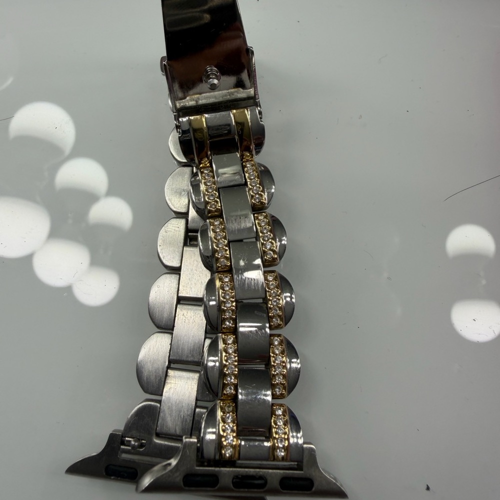 Kate Spade Apple Watch band - Picture 6 of 8